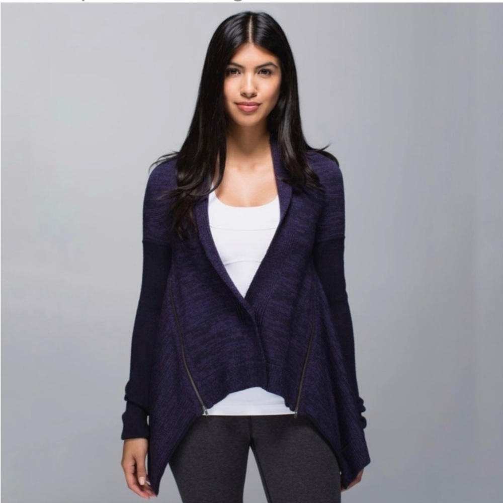 Lululemon | Wrap It Up Sweater in Black Grape / Going Grape